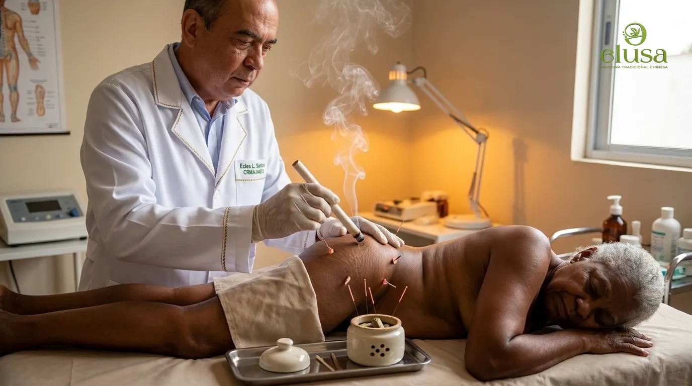 Aplicação de moxabustão em pontos de acupuntura Aplicação de moxabustão em pontos de acupuntura