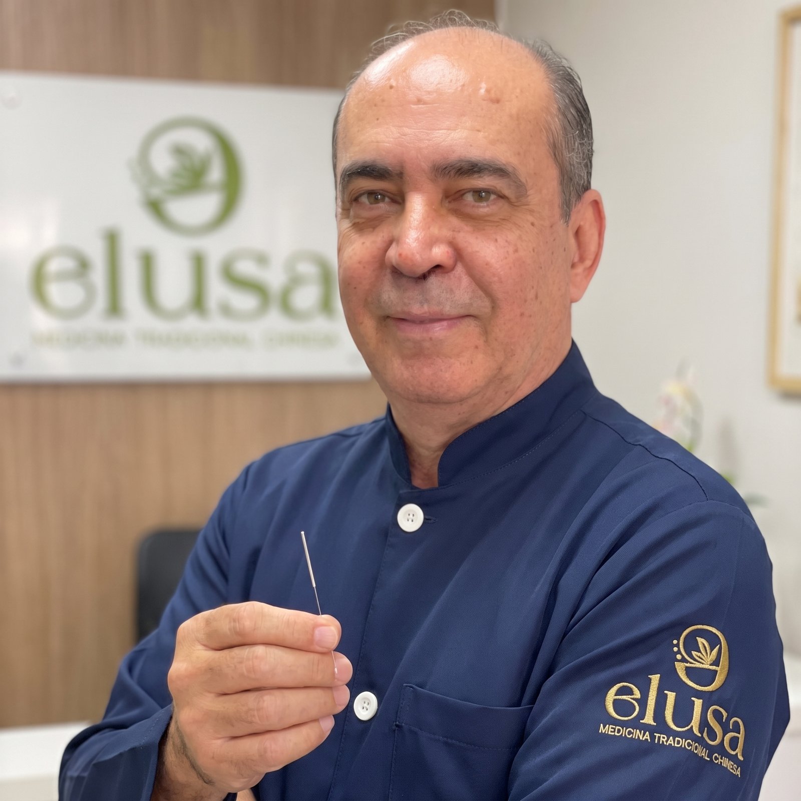 Ecles Luiz dos Santos, responsável pelos atendimentos da Clínica Elusa